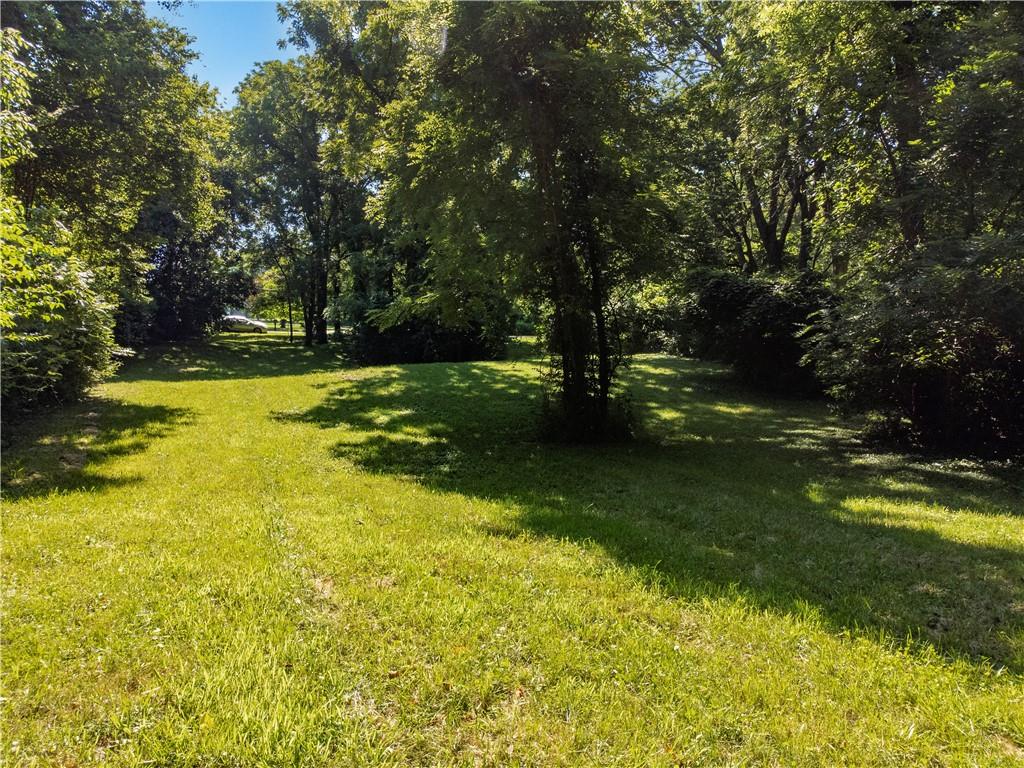 604 N Dickinson Road Property Photo 3