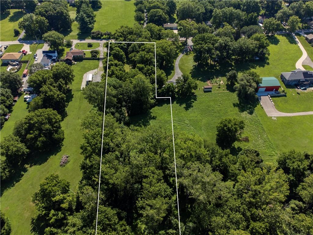 604 N Dickinson Road Property Photo 13