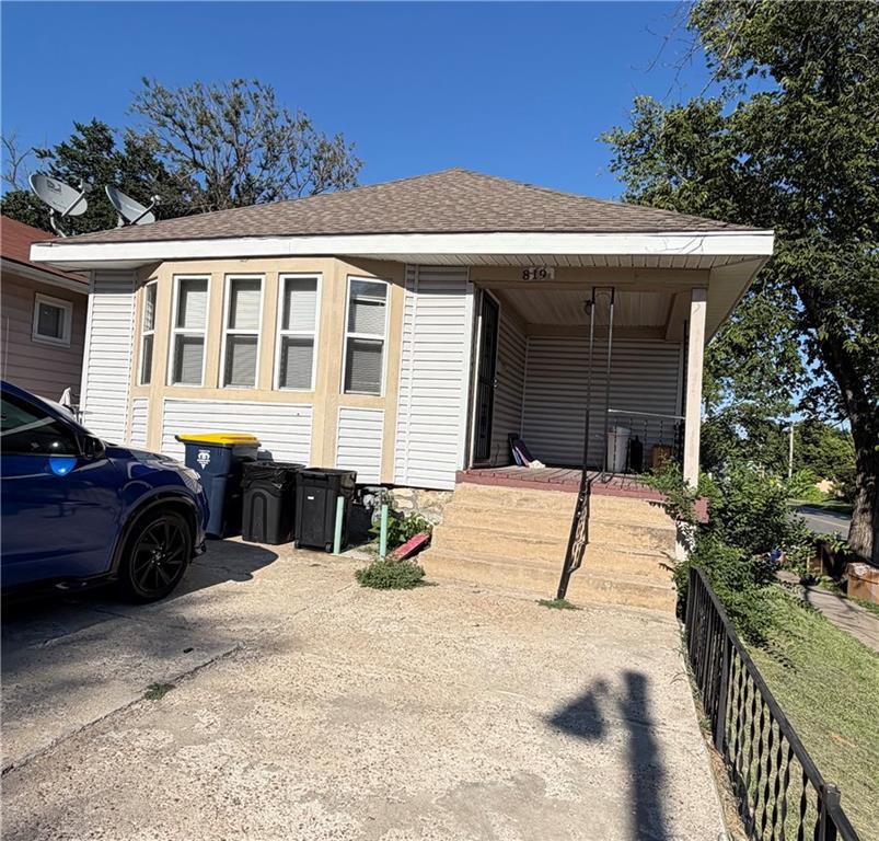 819 Monroe Avenue Property Photo 2