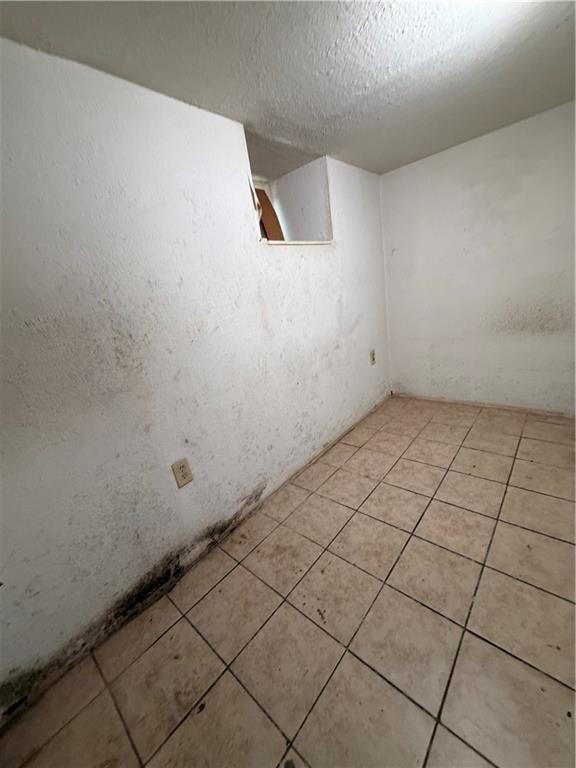 819 Monroe Avenue Property Photo 17