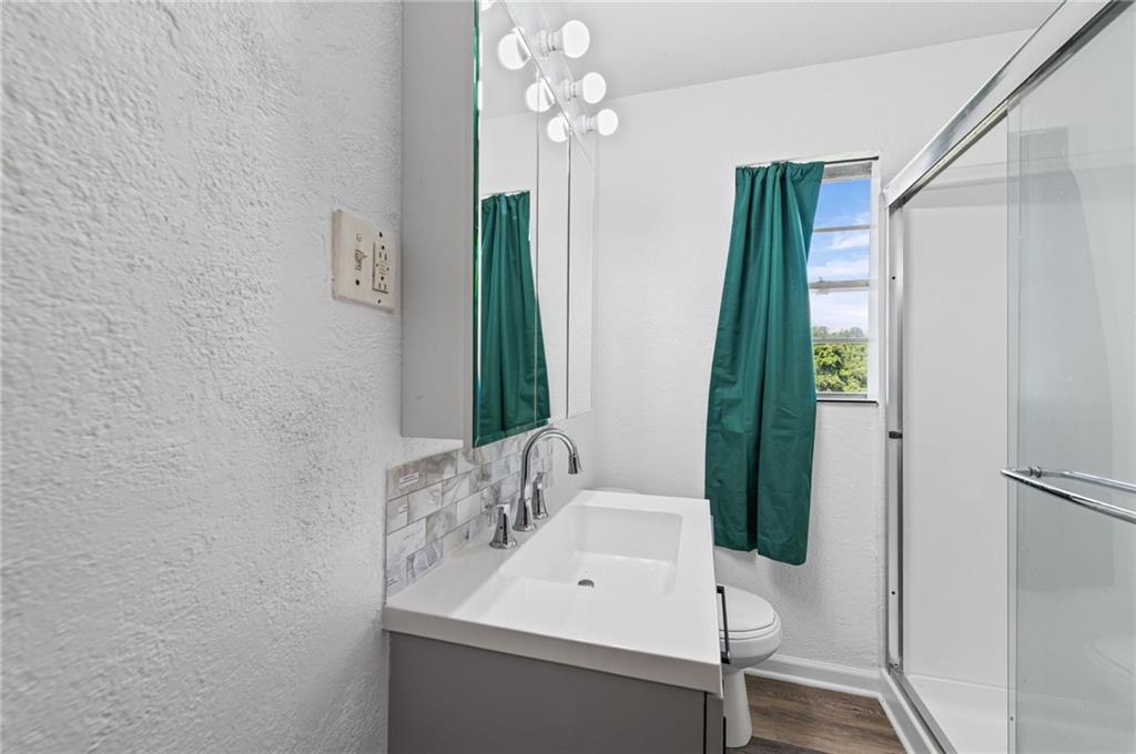 8318 State Avenue Property Photo 8