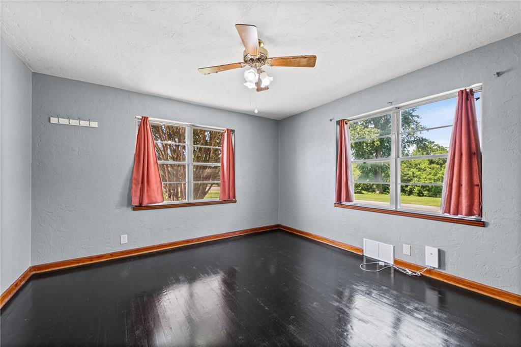 8318 State Avenue Property Photo 14