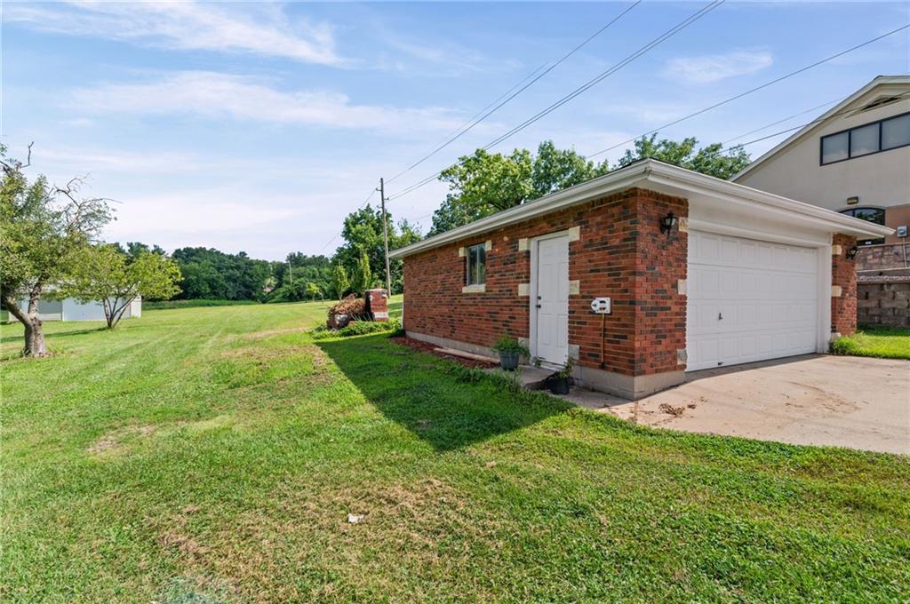 8318 State Avenue Property Photo 26
