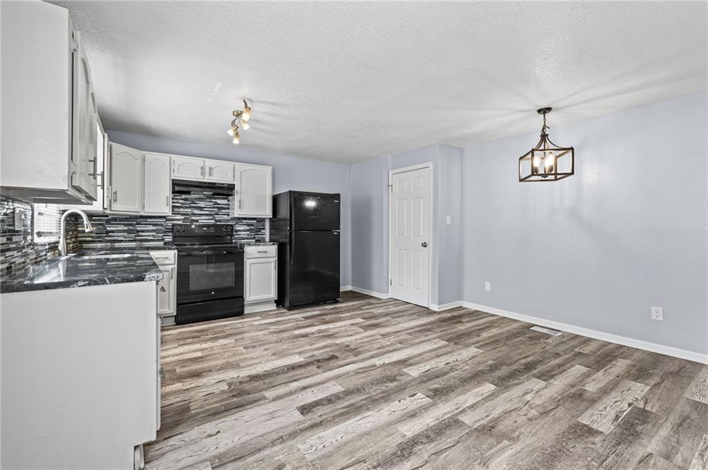 1704 S Brookside Avenue Property Photo 8