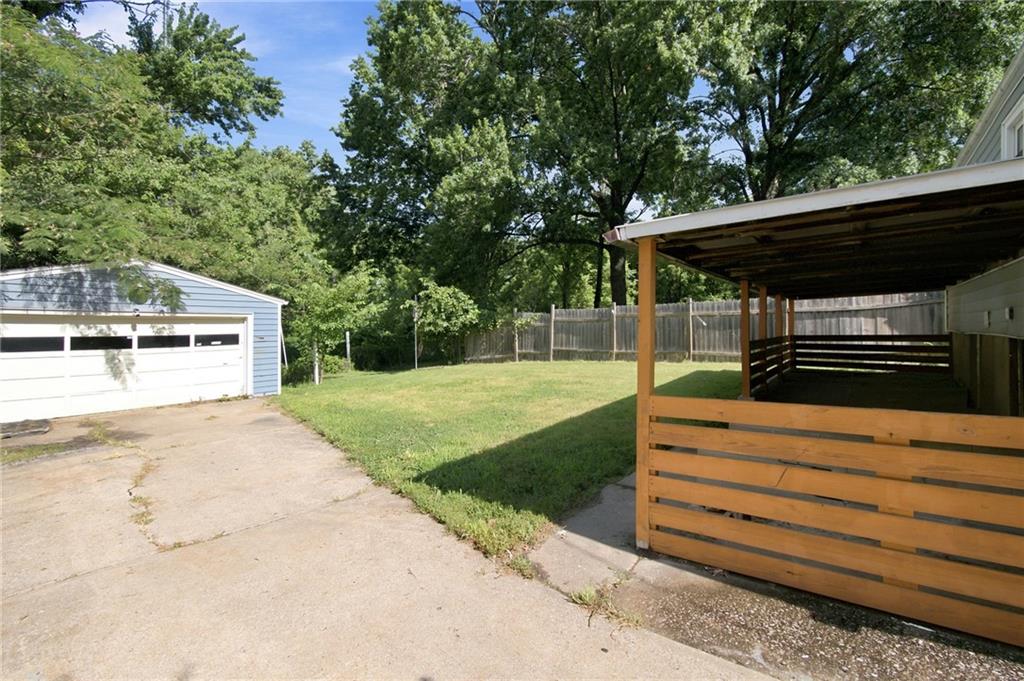 1704 S Brookside Avenue Property Photo 31