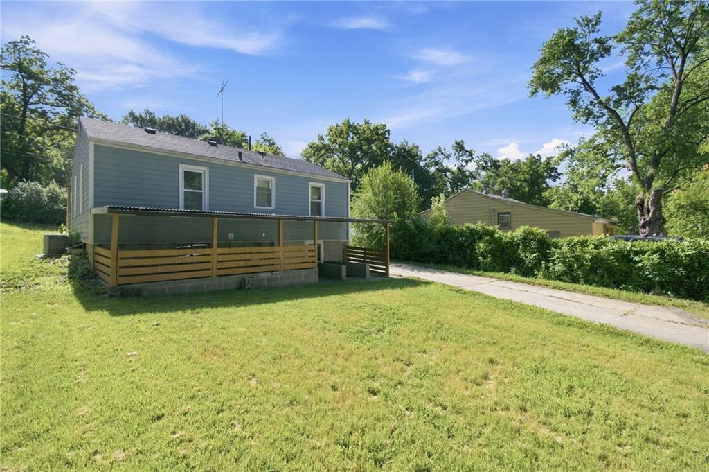 1704 S Brookside Avenue Property Photo 34