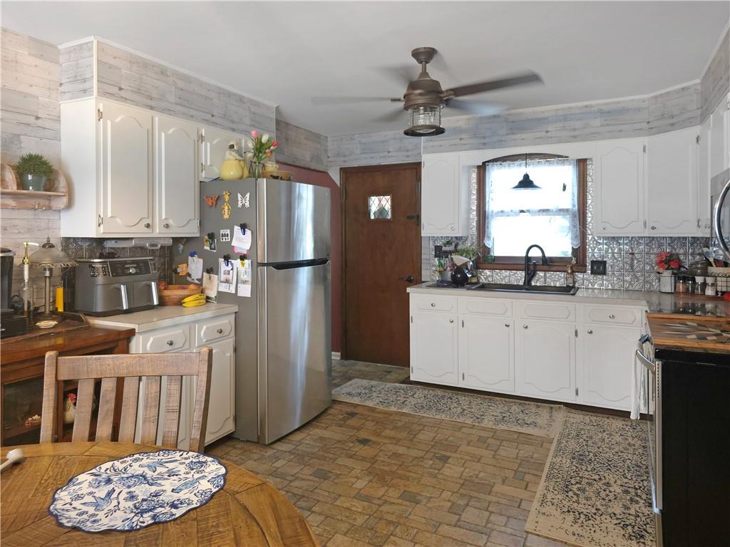 1424 Dowell Drive Property Photo 14