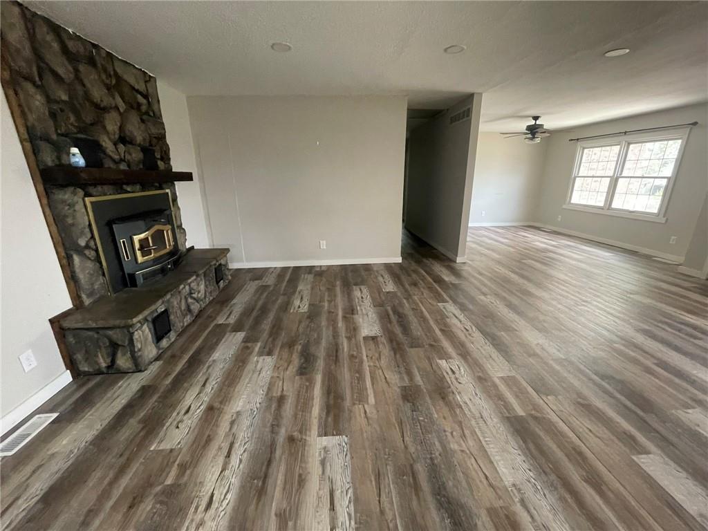 1603 Highland Drive Property Photo 3