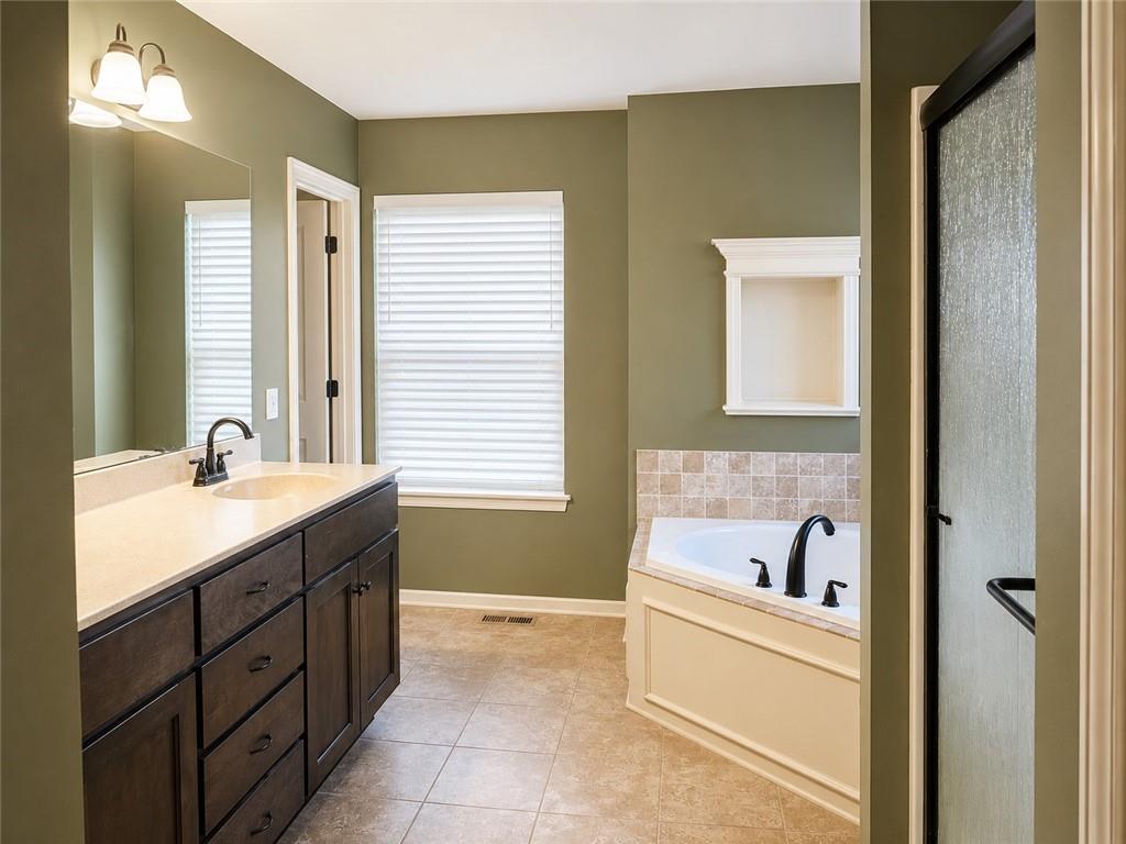 412 Duncan Drive Property Photo 5