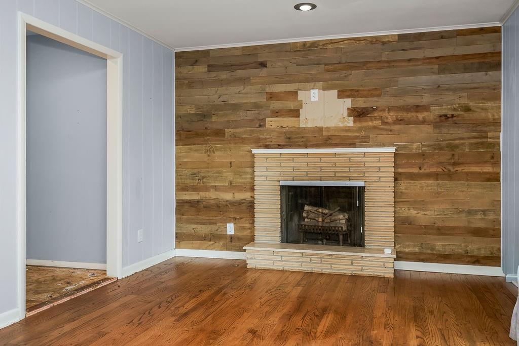 9733 Walnut Street Property Photo 7