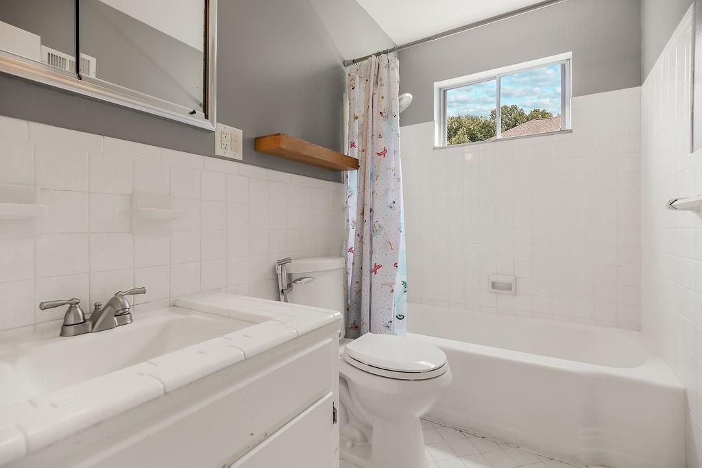 9733 Walnut Street Property Photo 15