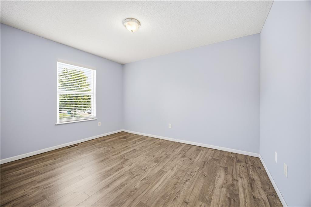 961 Oak Crest Drive Property Photo 13