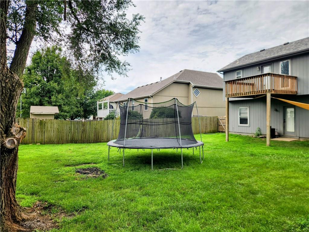 961 Oak Crest Drive Property Photo 25