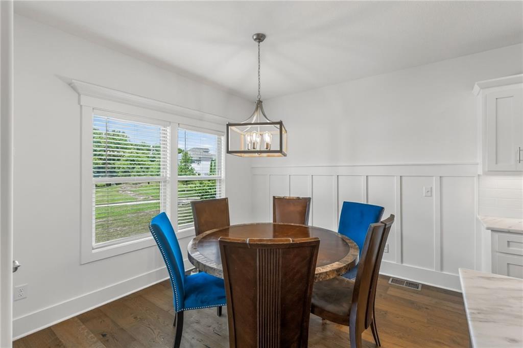 2309 Ne Colonnade Avenue Property Photo 15