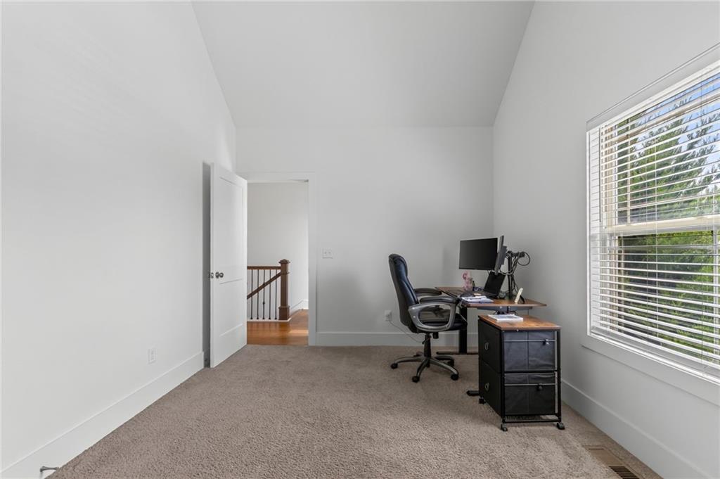 2309 Ne Colonnade Avenue Property Photo 26