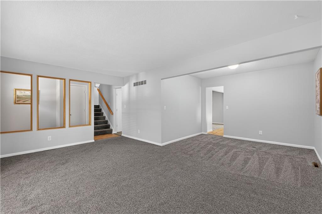 7815 Haskell Avenue Property Photo 2