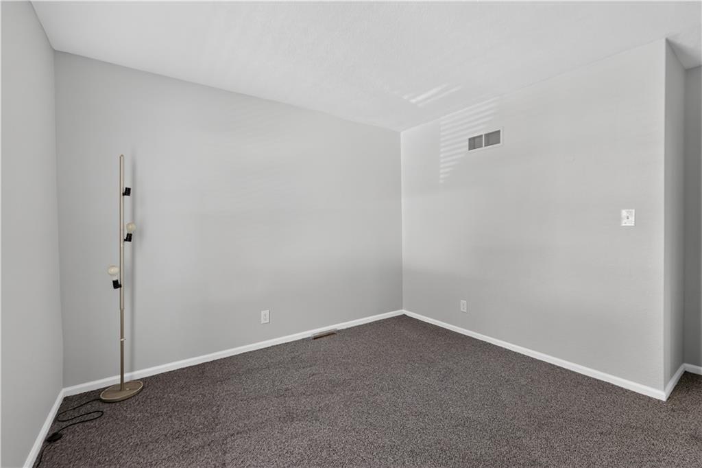 7815 Haskell Avenue Property Photo 20