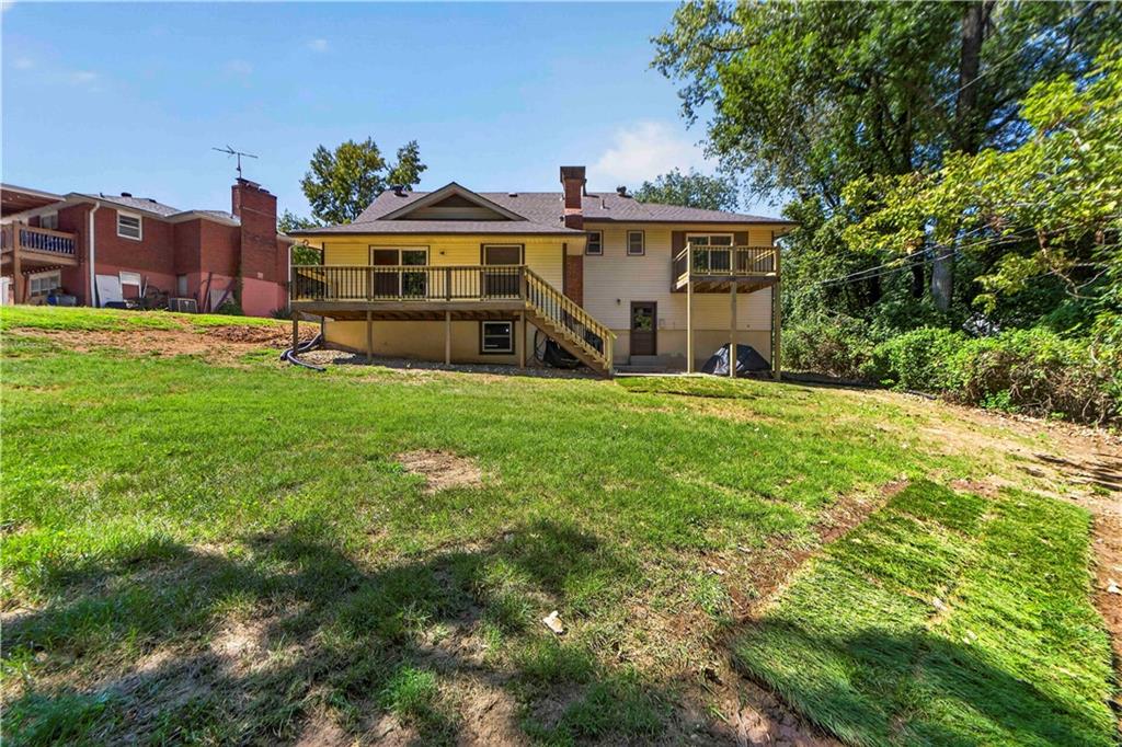 7815 Haskell Avenue Property Photo 31