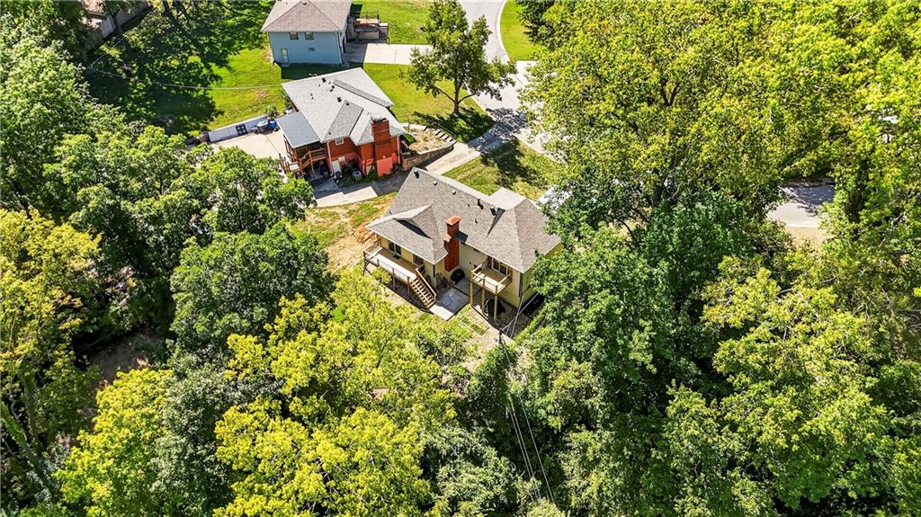 7815 Haskell Avenue Property Photo 33