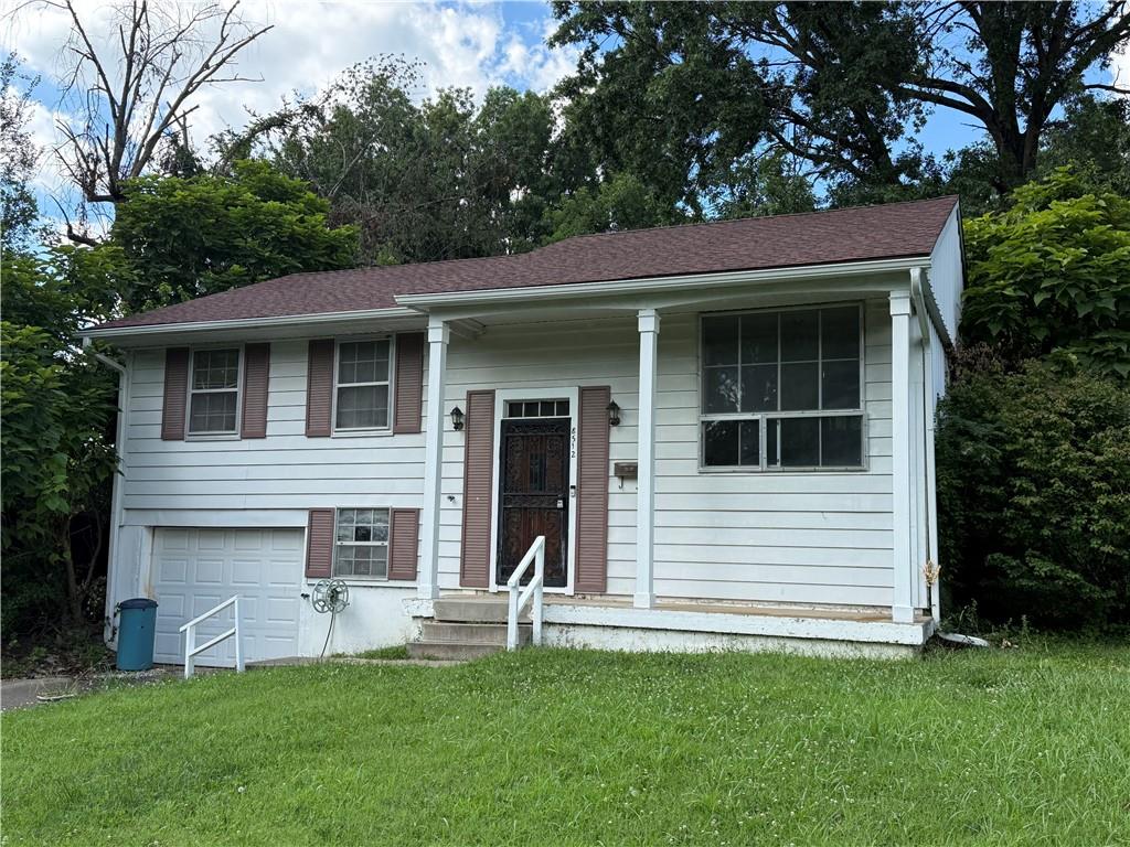 8512 E 91st Street Property Photo 1