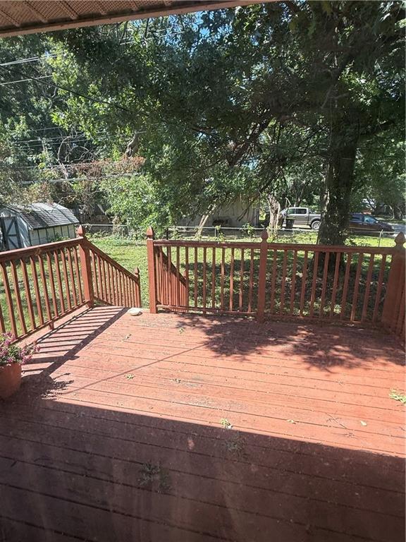8512 E 91st Street Property Photo 8