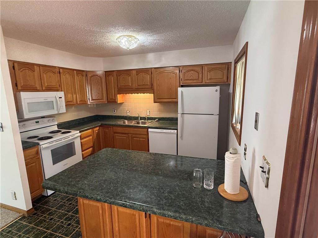 8512 E 91st Street Property Photo 11