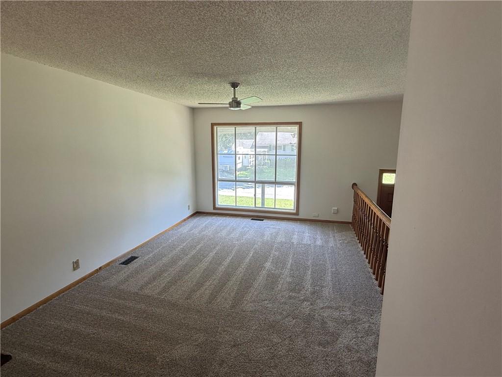 8512 E 91st Street Property Photo 12
