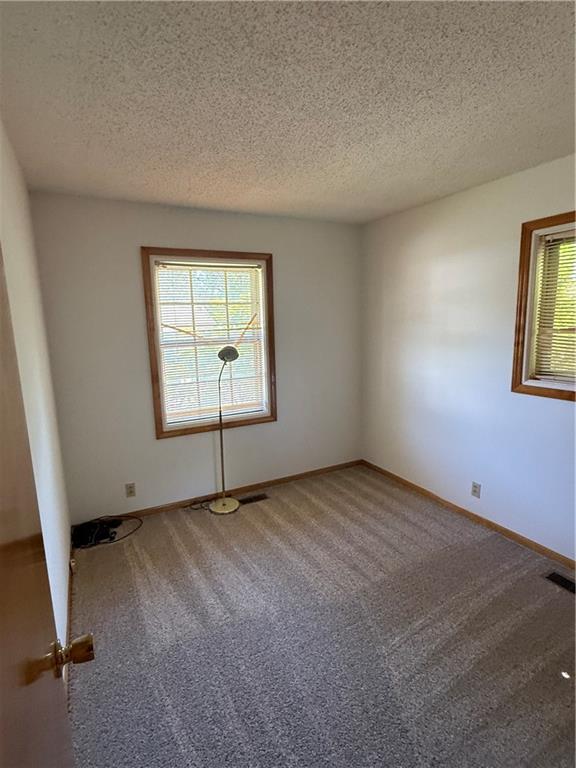 8512 E 91st Street Property Photo 18