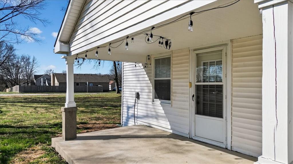 1490 Ne Independence Avenue Property Photo 8