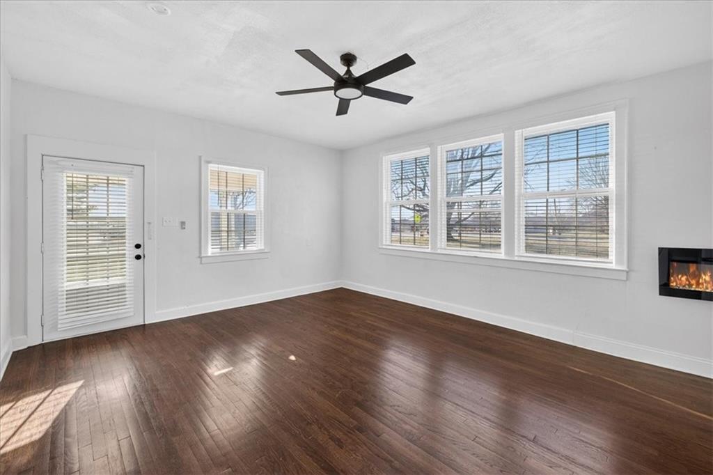 1490 Ne Independence Avenue Property Photo 14