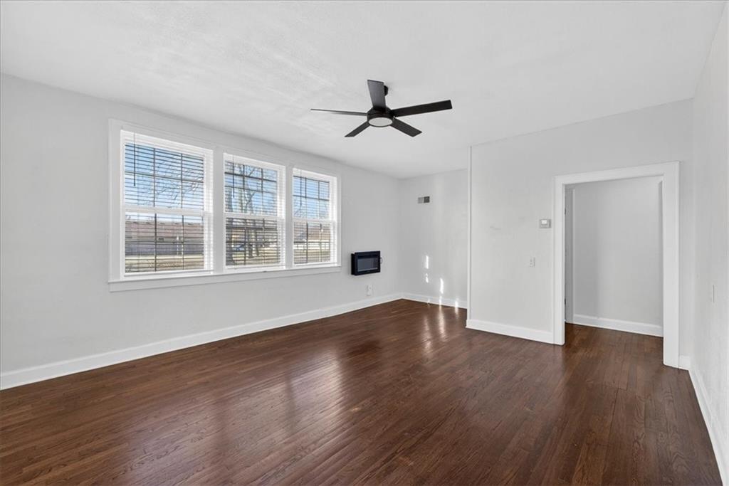 1490 Ne Independence Avenue Property Photo 15