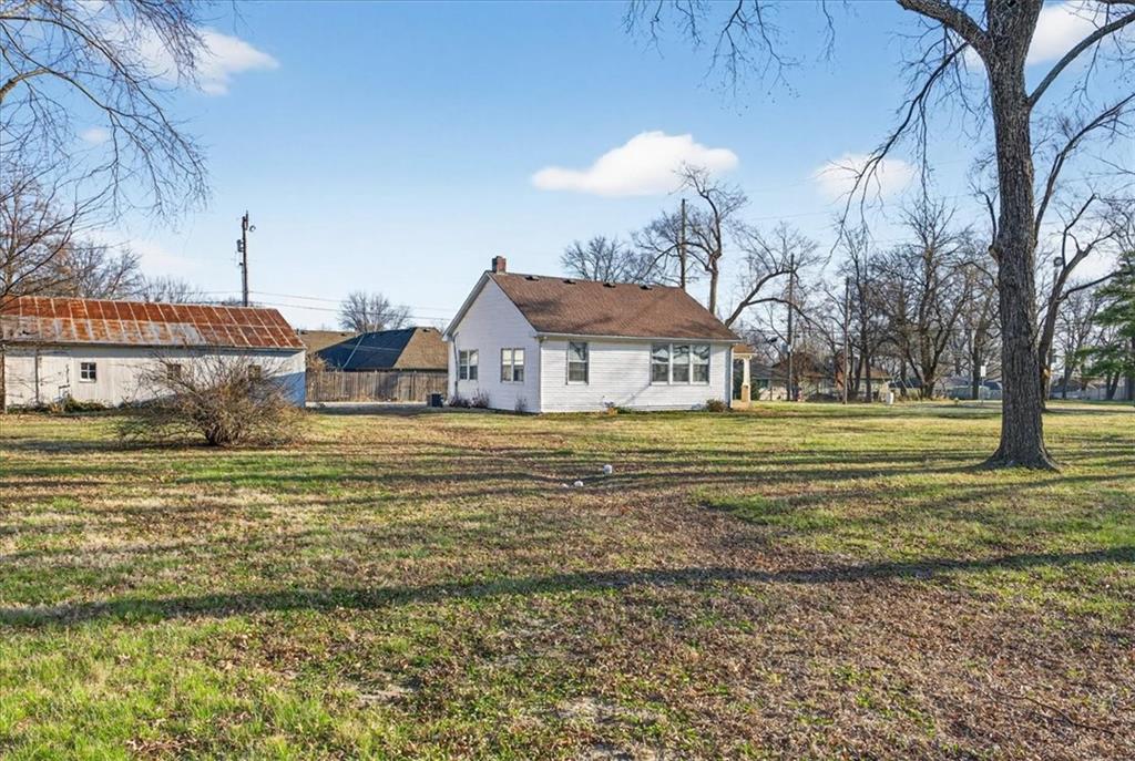 1490 Ne Independence Avenue Property Photo 33