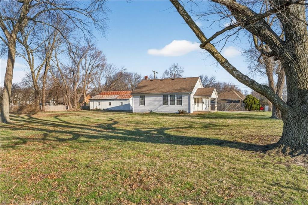 1490 Ne Independence Avenue Property Photo 34