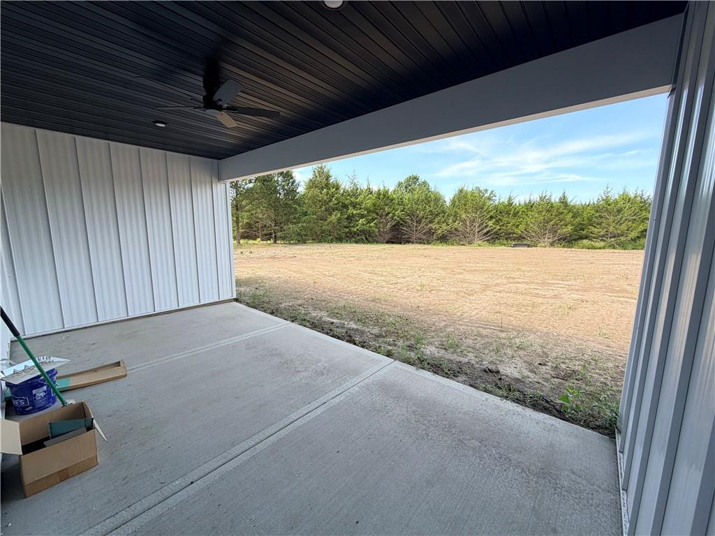 322 Ne 51st Road Property Photo 2