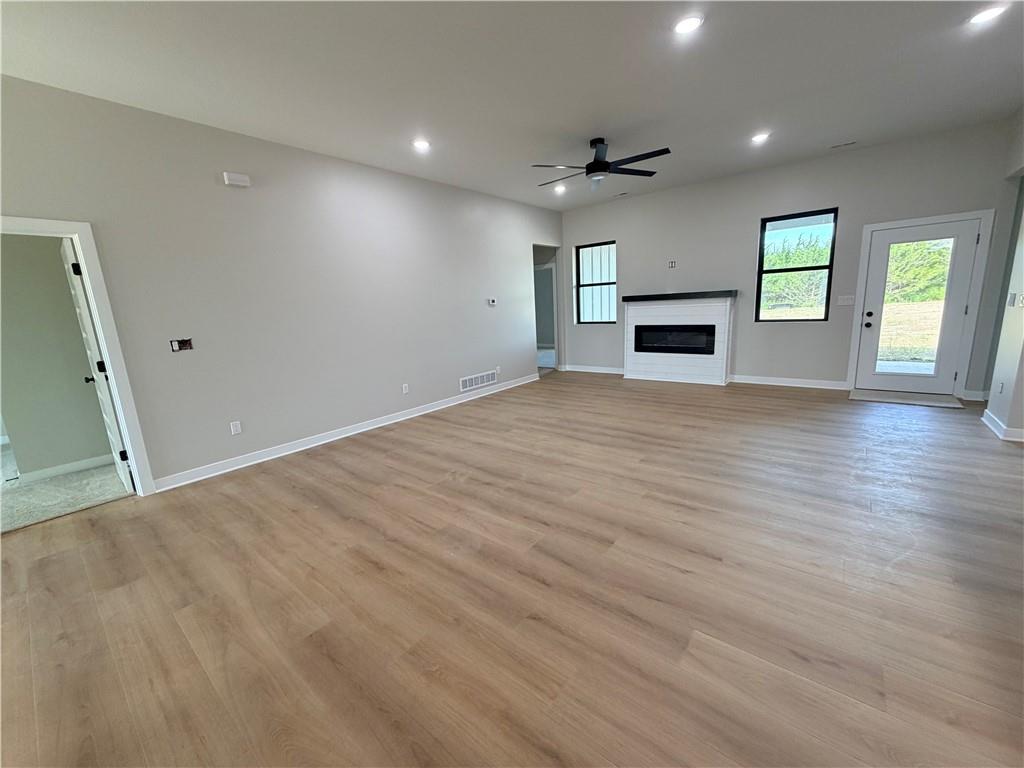 322 Ne 51st Road Property Photo 3