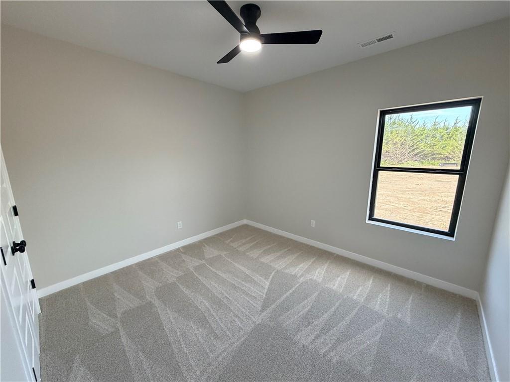 322 Ne 51st Road Property Photo 16