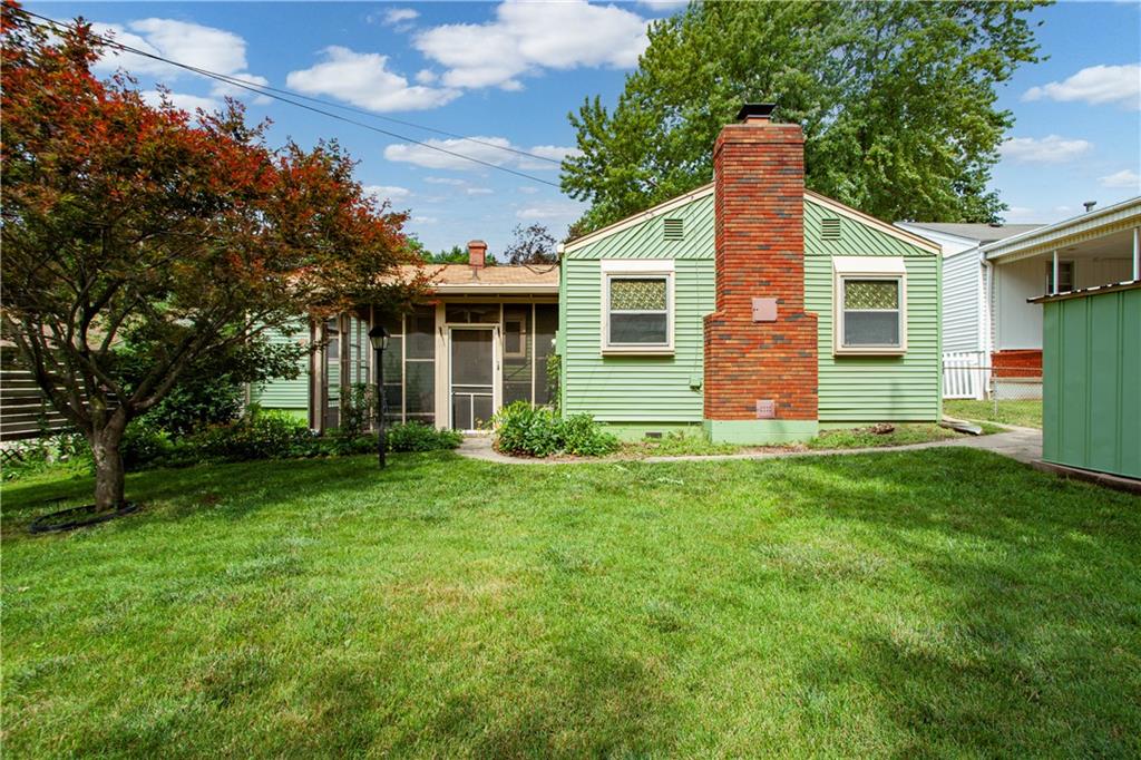 3917 S Spring Street Property Photo 4