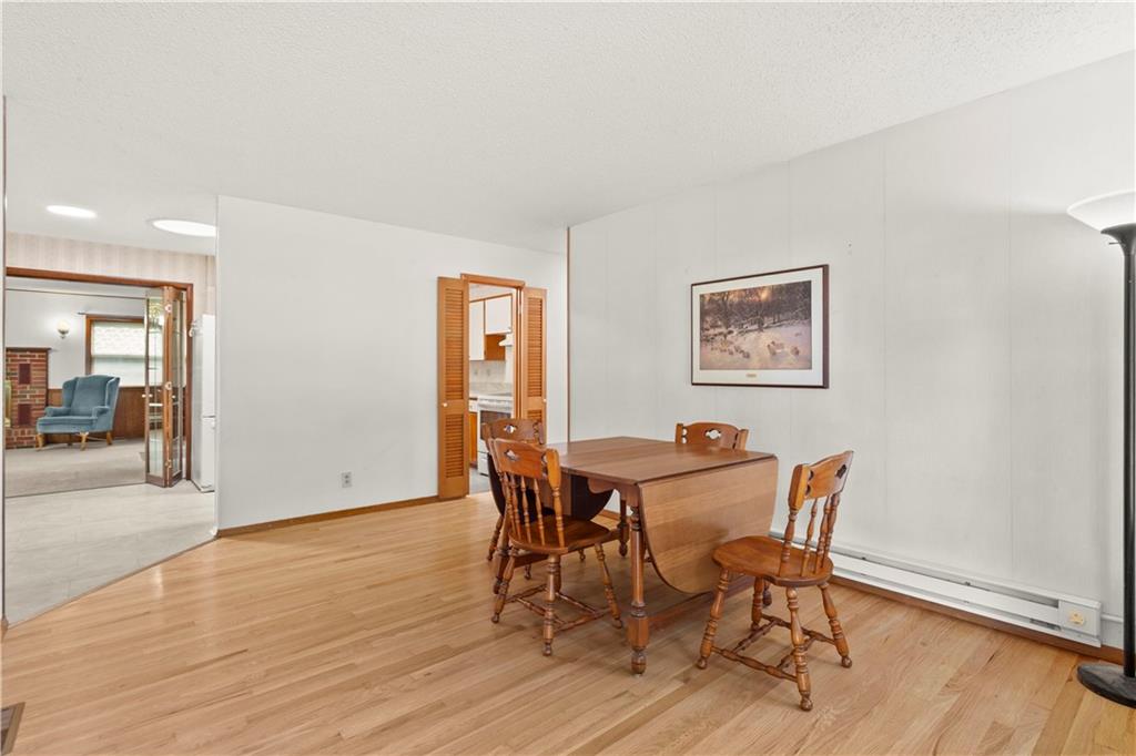 3917 S Spring Street Property Photo 11
