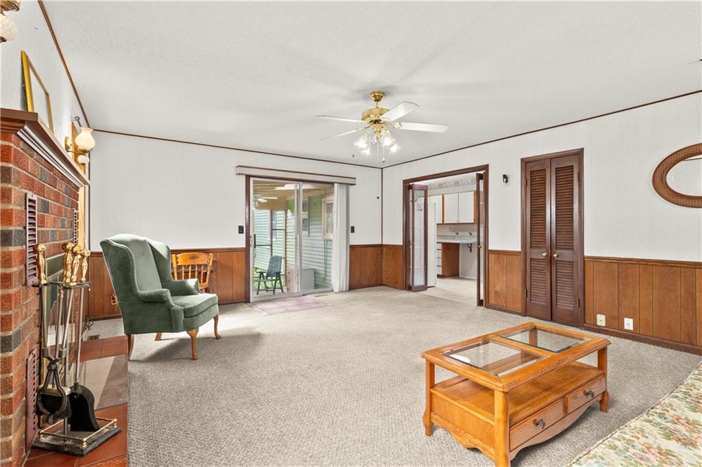3917 S Spring Street Property Photo 19
