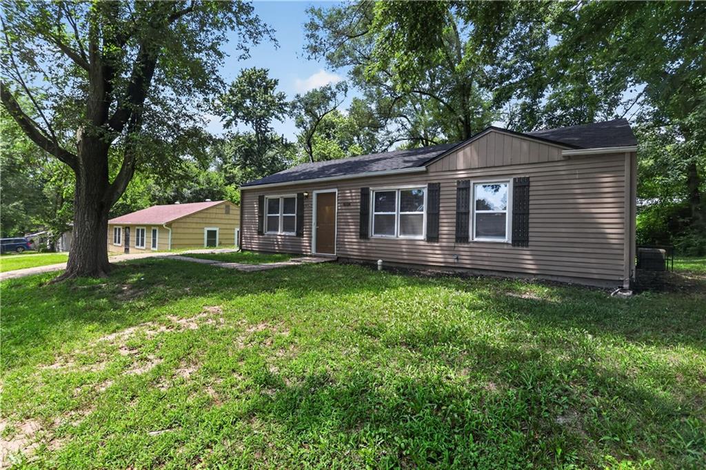 6014 Corona Avenue Property Photo 2