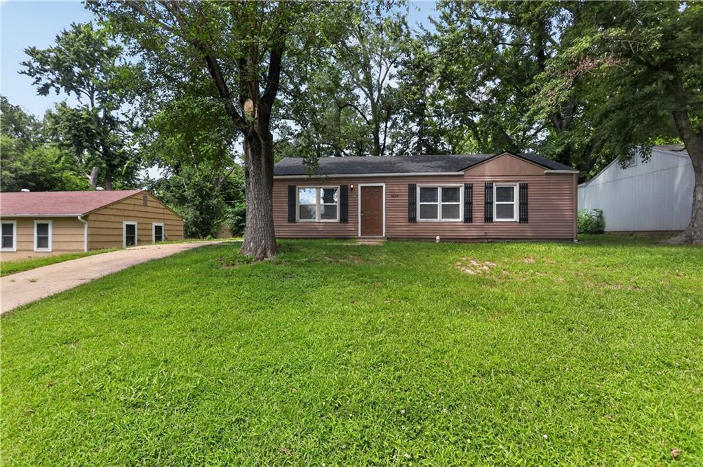 6014 Corona Avenue Property Photo 5