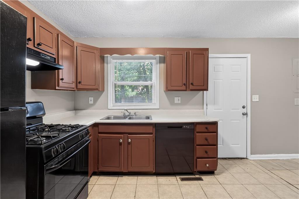 6014 Corona Avenue Property Photo 11