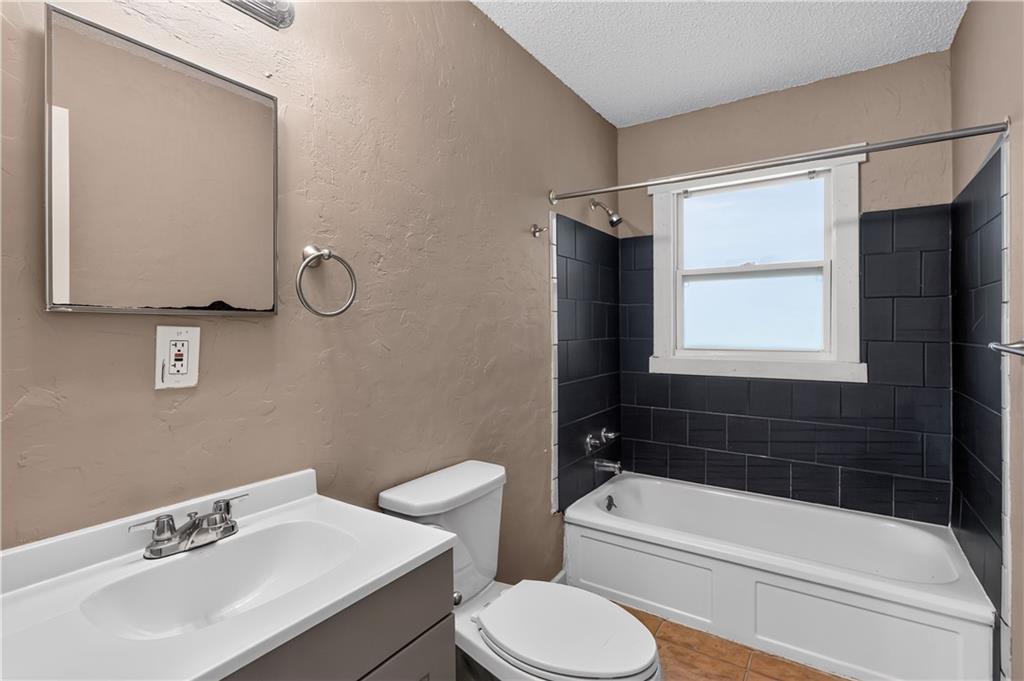 6014 Corona Avenue Property Photo 13