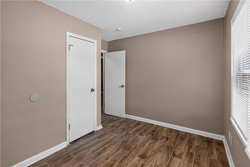 6014 Corona Avenue Property Photo 21