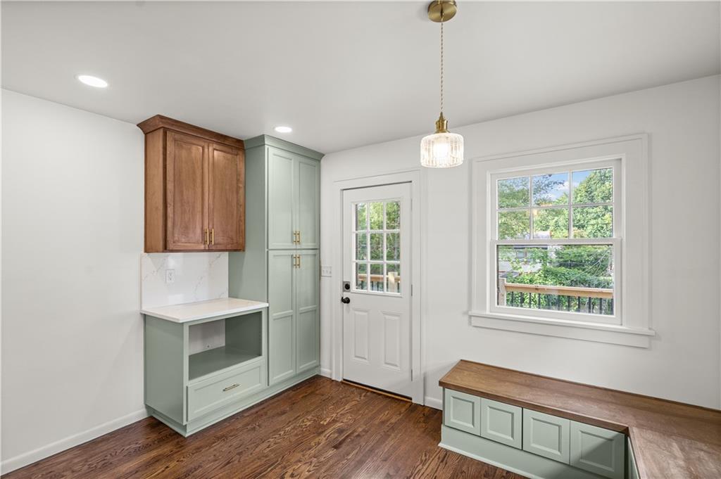 300 E. 75th Street Property Photo 17