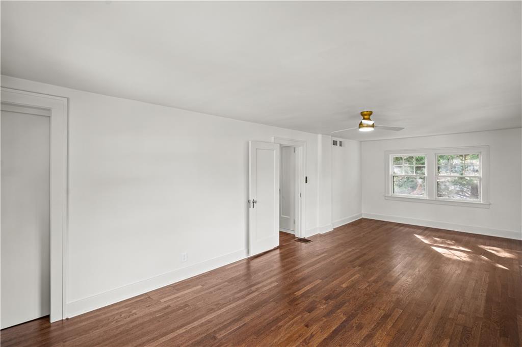 300 E. 75th Street Property Photo 20