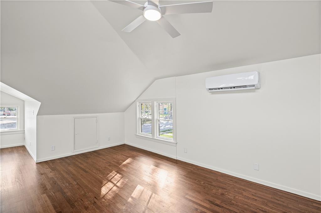 300 E. 75th Street Property Photo 36