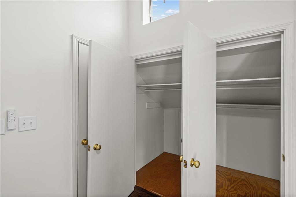 300 E. 75th Street Property Photo 43
