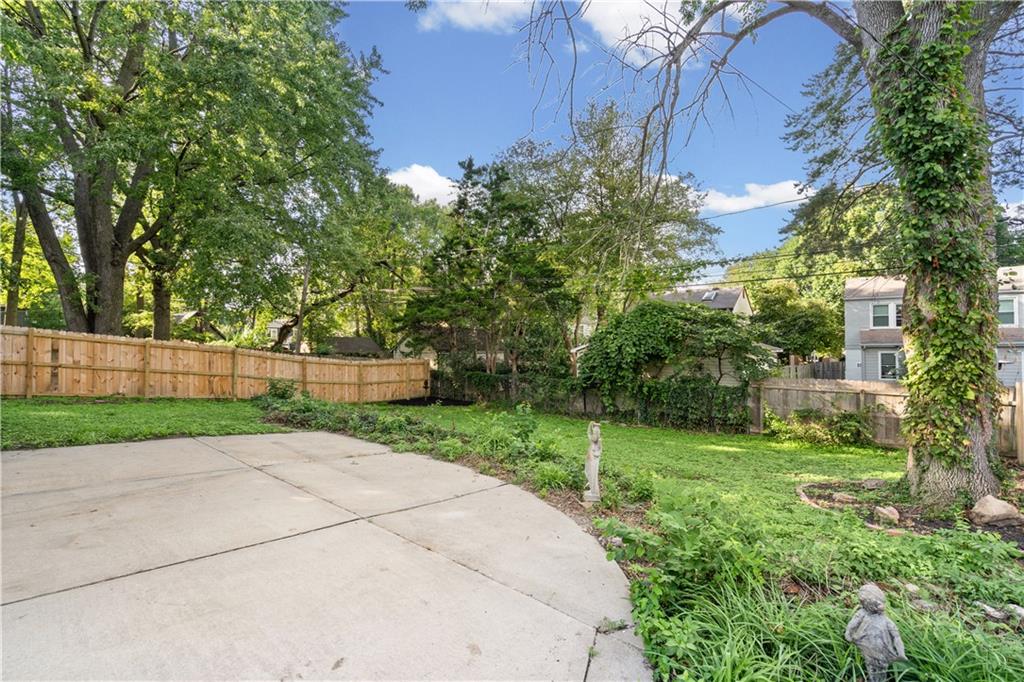 300 E. 75th Street Property Photo 54
