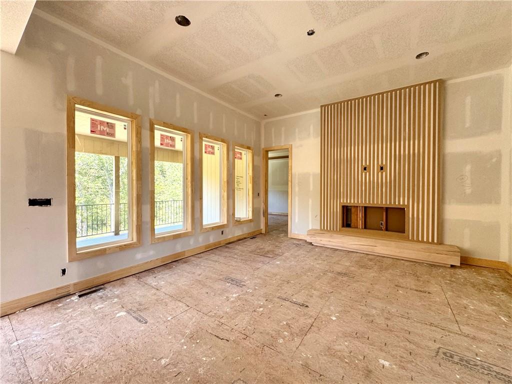 9004 N Everton Avenue Property Photo 4